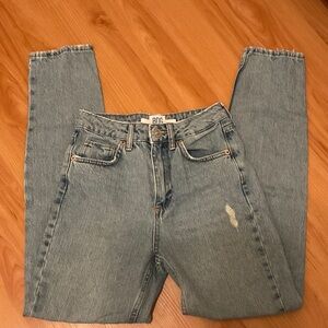 BDG Urban Outfitters Destroyed Womens Mom Jeans